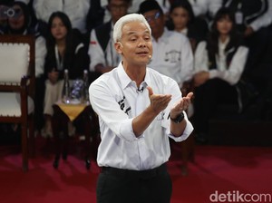 Ganjar: Pemimpin Harus Beri Contoh Hidup Sederhana, Tak Bermewah-mewah