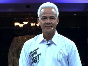 Ganjar Cerita Soal Pendeta Leo hingga Bu Sinta Lalu Janjikan Sejumlah Hal