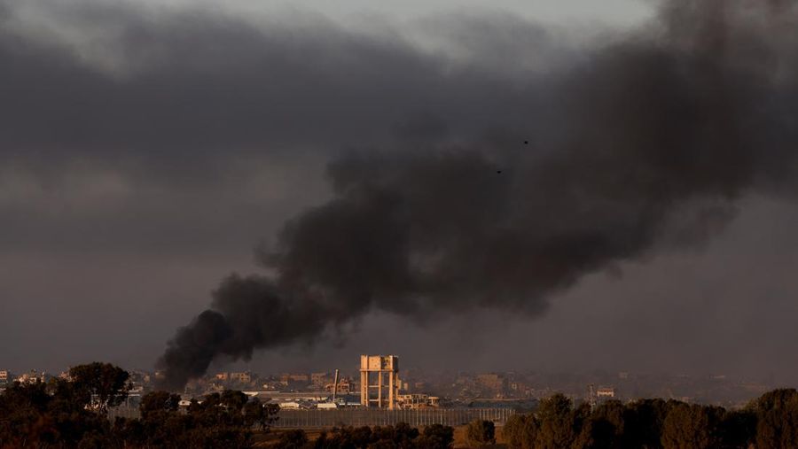Smoke and debris rises over Gaza, amid the ongoing conflict between Israel and the Palestinian Islamist group Hamas, as seen from southern Israel, December 11, 2023. REUTERS/Clodagh Kilcoyne