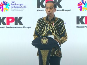 Jokowi Ungkap Jumlah Pejabat Korup 2004-2022 dari Menteri hingga Eks Ketua DPR