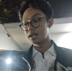 Mengenal Sosok Alam, Anak Ganjar Pranowo yang Berprestasi