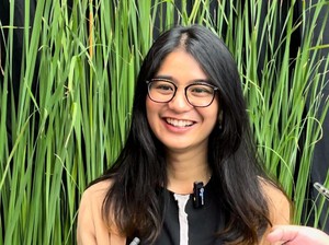 Beruntungnya Nadine Nambah Rp 2.000 Dapat Jam Tag Heuer di Lelang KPK