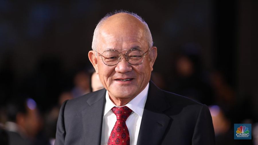 Pendiri Bayan Resources, Datok Low Tuck Kwong dalam վ Awards 2023, dalam kategori 