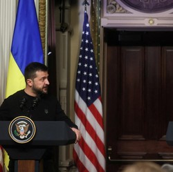 Momen Zelensky Bertemu Biden di Gedung Putih, Mau Gebuk Putin