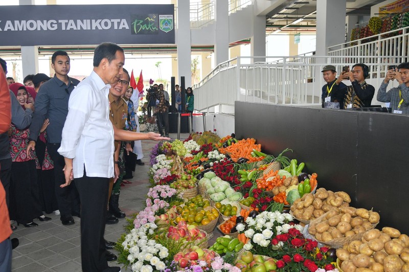Jokowi Resmikan Pasar Terbesar di Indonesia, Ada di Kota Batu. Jokowi Resmikan Pasar Terbesar di Indonesia, Ada di Kota Batu. (Dok. Vico - Biro Pers Sekretariat Presiden)