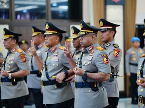 Kapolri Lantik Kakorlantas dan Pimpin Sertijab Kadensus-5 Kapolda
