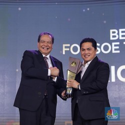 Erick Thohir Dinobatkan Best Leader for SOE Transformation