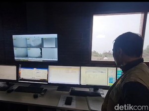 Gunung Bromo Bisa Dikunjungi Wisatawan Meski Aktivitasnya Meningkat
