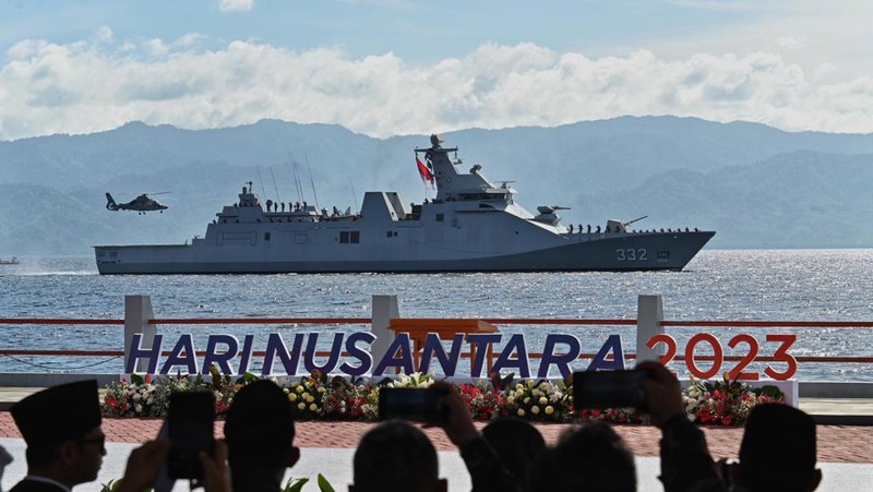Pemerintah giat dorong Tidore Kepulauan jadi Kawasan Strategis Pariwisata Nasional, ditonjolkan dalam Harnus 2023. Menteri Perhubungan Budi Karya Sumadi sampaikan komitmen di Pantai Tugulufa, 13 Desember 2023. (Dok. BKIP Kemenhub)