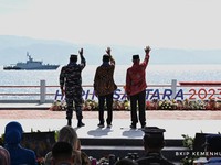 Menhub Budi Karya Kawal Hari Nusantara 2023 di Tidore