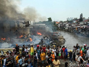Usut Kebakaran Ratusan Rumah di Manggarai, Polisi Olah TKP Lanjutan