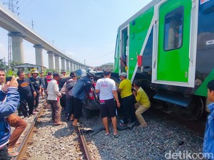Respons KAI Usai Insiden KA Feeder Whoosh Vs Mobil