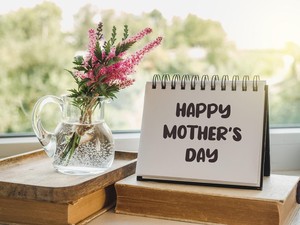 75 Contoh Ucapan Selamat Hari Ibu Bahasa Inggris dan Artinya