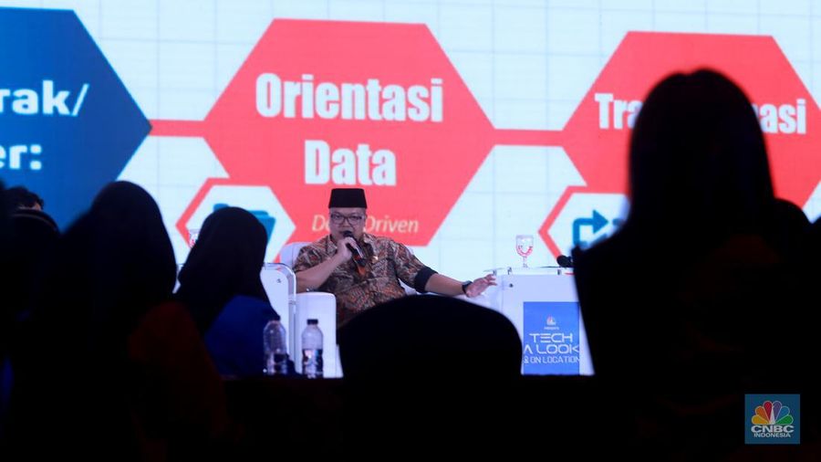 CNBC Indonesia menghadirkan Profit CNBC Indonesia dalam segmen Tech A Look on Location, di Menara Bank Mega, Jakarta, Jumat, (15/12/2023). (CNBC Indonesia/Muhammad Sabki)