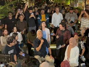 Saat Ganjar Ditanya Pilih MU atau Man City: Saya dari Dulu Merah Bung