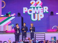 Potret Super Junior-L.S.S Hebohkan Panggung HUT Transmedia