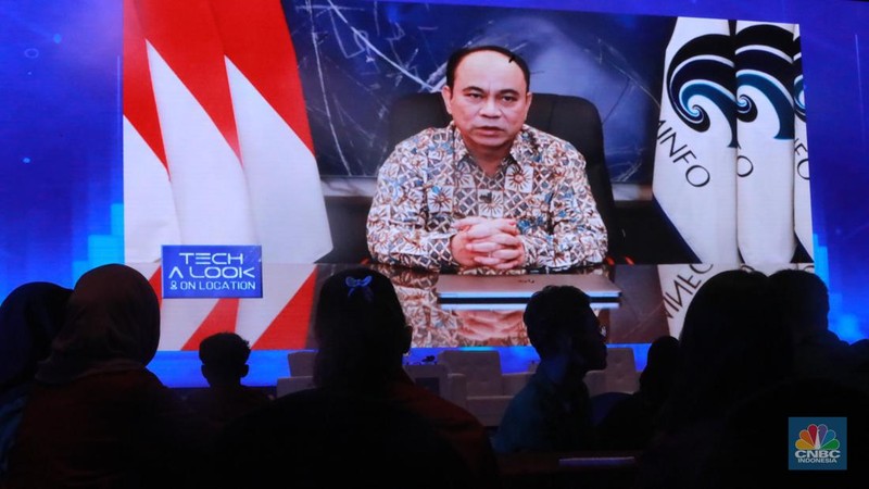 CNBC Indonesia menghadirkan Profit CNBC Indonesia dalam segmen Tech A Look on Location, di Menara Bank Mega, Jakarta, Jumat, (15/12/2023). (CNBC Indonesia/Muhammad Sabki)
