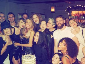 Travis Kelce Tak Ada di Perayaan Ultah Taylor Swift