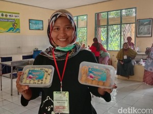 Asa Emak-emak Indramayu Lawan Kemiskinan Ekstrem Melalui Olahan Ikan