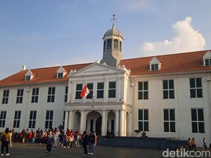 Seru! Wisata Kuliner di Sekitar Bangunan Kolonial Belanda