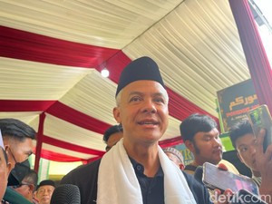 Respons Ganjar soal Aksi Gibran Bakar Semangat di Debat Perdana