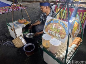 Kulineran Murah di Kota Tua Jakarta, Ada Kerak Telor hingga Bakso Mercon