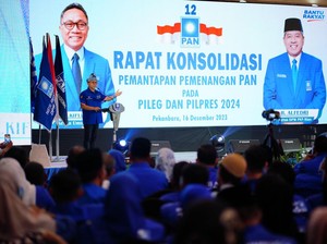 Zulhas Bagikan Tips ke Kader PAN Riau agar Bisa Sukses Raih Suara