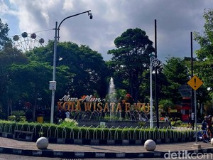Wajah Alun-alun Kota Batu Kini Tak Lagi Sekadar Tempat Lewat