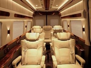 Bikin Interior Mercedes-Benz Sprinter Serasa Jet Pribadi