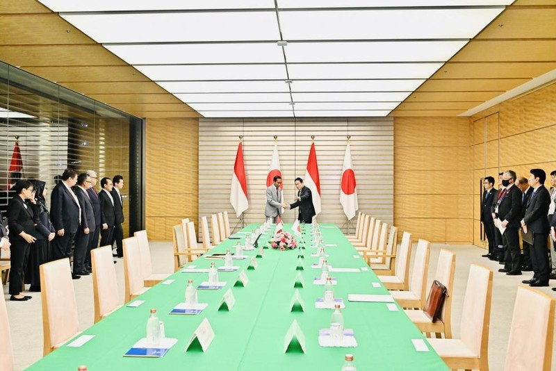 Presiden Jokowi bertemu PM Jepang Fumio Kashida. (Laily Rachev - Biro {Pers Skretariat Presiden) Presiden Jokowi bertemu PM Jepang Fumio Kashida. (Laily Rachev - Biro {Pers Skretariat Presiden)