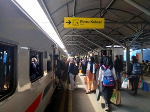 169.070 Tiket KA Nataru dari Surabaya Ludes Terjual