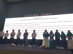 Di Hadapan Cak Imin, Pimpinan Majelis Taklim Bekasi Deklarasi Dukung AMIN