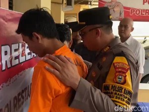 2 Pemuda Jambret Ponsel Siswi SMA di Makassar Saat Pulang Sekolah Ditangkap