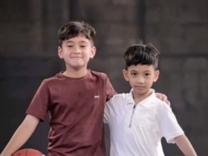 Momen Rafathar Main Basket Bareng Jan Ethes, Pesonanya Bikin Netizen Terpana