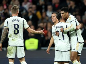Bertahan dengan 10 Pemain, Real Madrid Menang 1-0 Atas Alaves