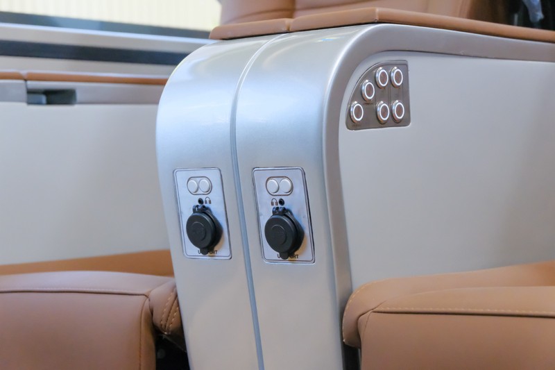 Interior gerbong Luxury Class KA Argo Lawu. (Dok: KAI) Interior gerbong Luxury Class KA Argo Lawu. (Dok: KAI)
