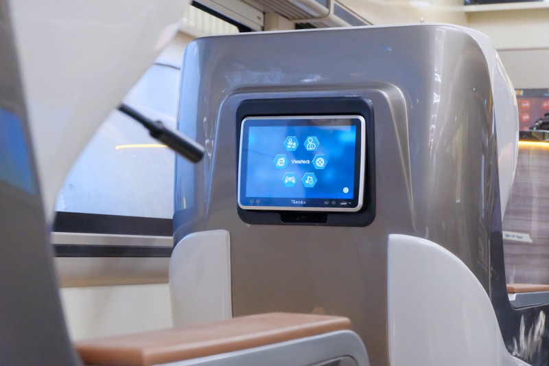Interior gerbong Luxury Class KA Argo Lawu. (Dok: KAI) Interior gerbong Luxury Class KA Argo Lawu. (Dok: KAI)