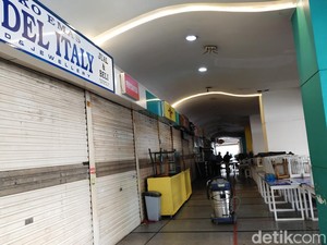 Pedagang Harap Blok M Square Buka Lagi: Biar Ada Pemasukan
