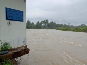 Tergerus Sungai, Bangunan di Kampus STAIN Madina Terancam Roboh