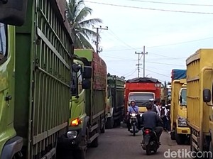 Operasional Truk Batu Bara Jalur Darat di Jambi Disetop Lagi Gegara Bikin Macet