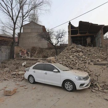 Penampakan Kengerian Gempa Dahsyat China, 118 Orang Tewas
