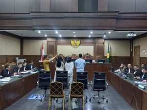 Istri Makelar Kasus MA Beli McLaren hingga Ferrari, Berdalih Hasil Investasi