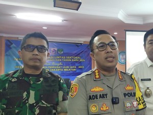 1.549 Personel TNI-Polri Siaga Amankan Libur Natal-Tahun Baru di Jaksel