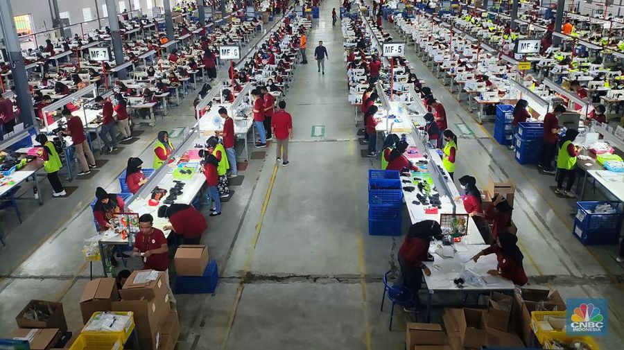Pabrik. (CNBC Indonesia/Sefti Oktarianisa)