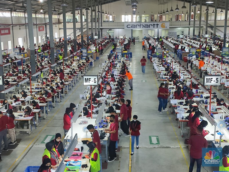 Pabrik. (CNBC Indonesia/Sefti Oktarianisa)