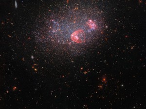 Nasa Temukan Lubang Hitam Tertua di Jagat Raya, Ukurannya Mengejutkan!