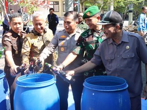 Knalpot Brong dan Obat Berbahaya Dimusnahkan di Nganjuk Jelang Nataru