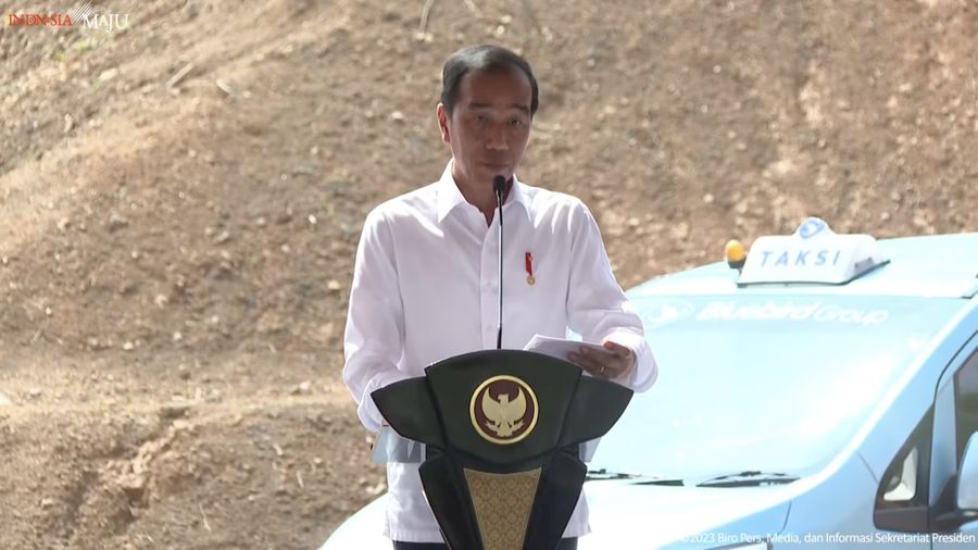 Peluncuran Transportasi Ramah Lingkungan Blue Bird Group di IKN, 20 Desember 2023. (Tangkapan layar Setpres RI)