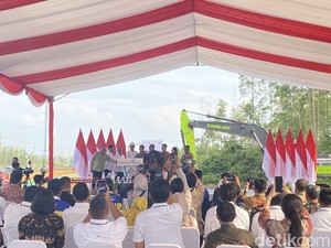 Jokowi Groundbreaking Hotel Bintang 3 dan Restoran Pertama di IKN