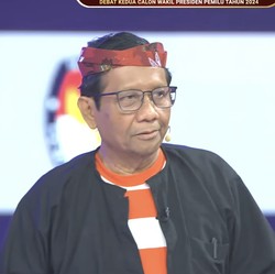 Mahfud Ancam Tabrak Koruptor, Mundur Kau!